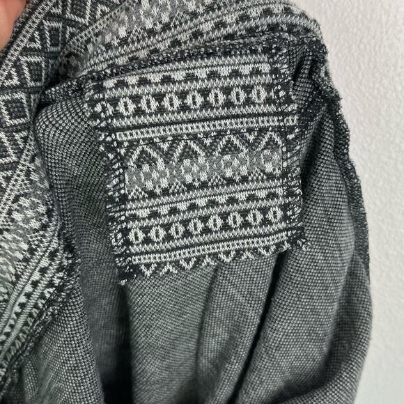 Kavu Black and White Patterned Leggings - Picture 8 of 10